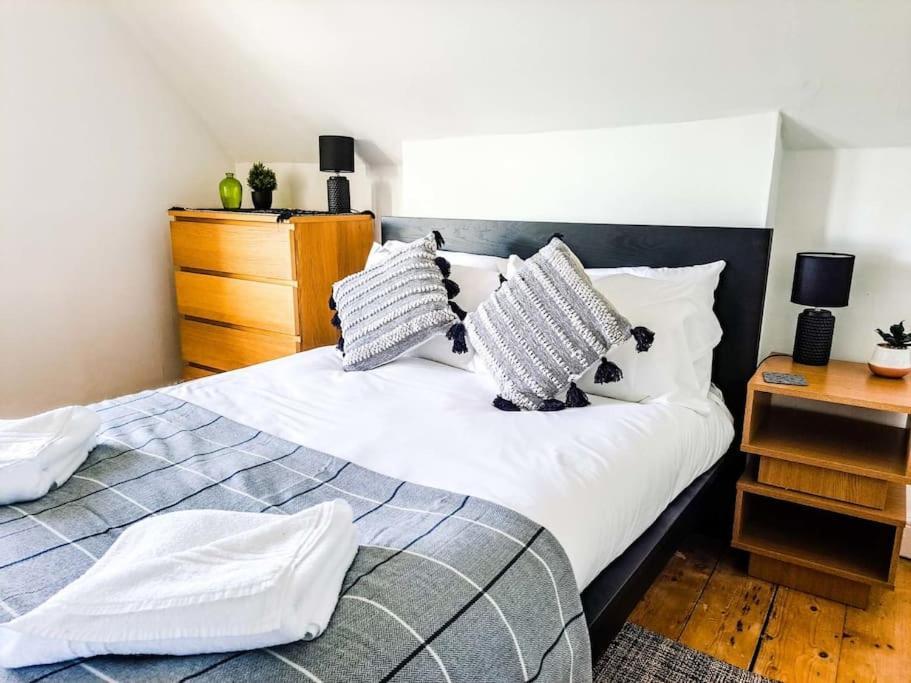 3 Bed Flat Near To Cardiff And Cardiff Bay Apartment Exterior foto