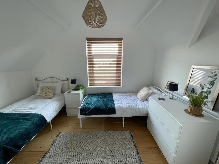 3 Bed Flat Near To Cardiff And Cardiff Bay Apartment Exterior foto